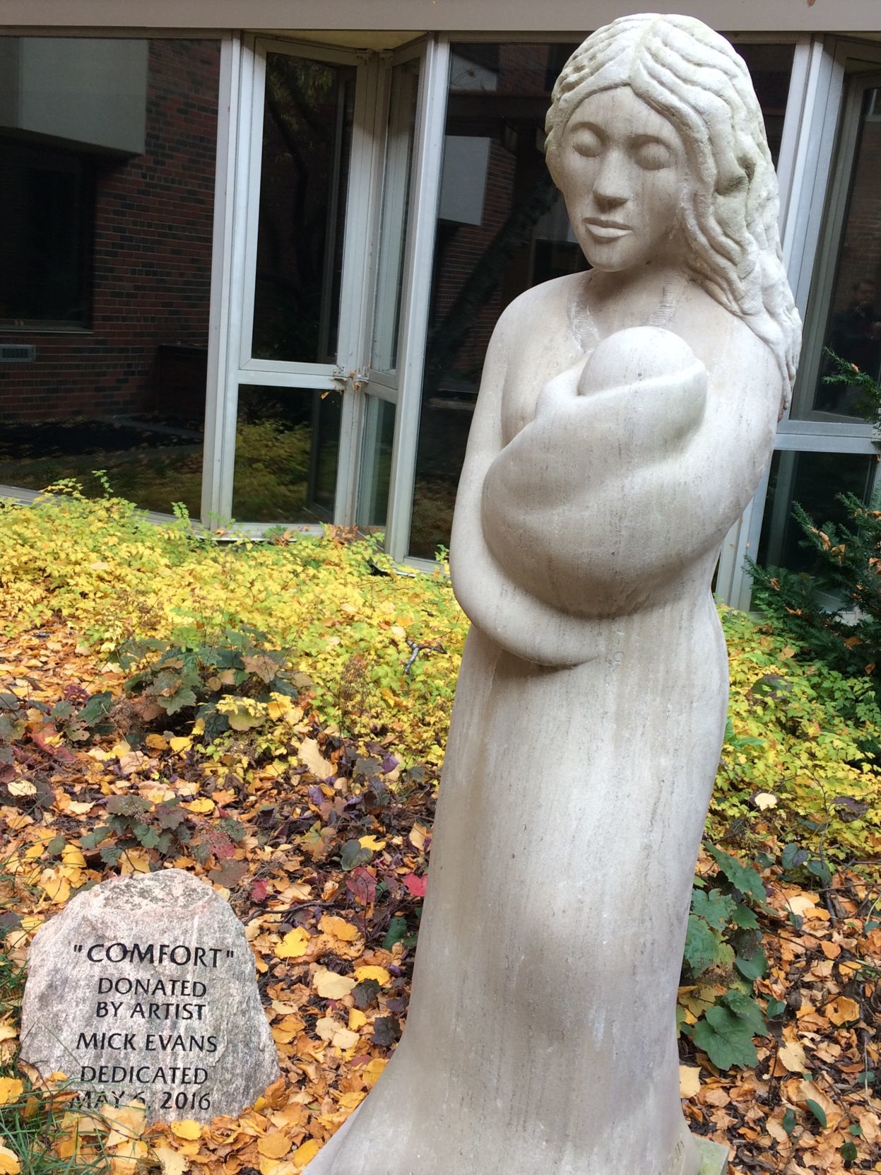 "Comfort" sculpture